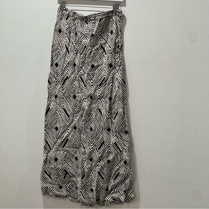 Zara Black and White Patterned Maxi Skirt